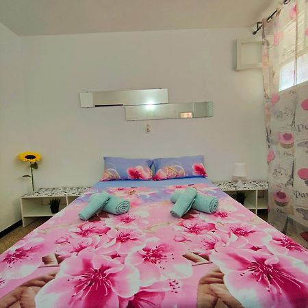 Sunny Room In Habitat Маспаломас Екстериор снимка